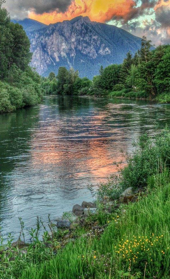 steph sprouse - river