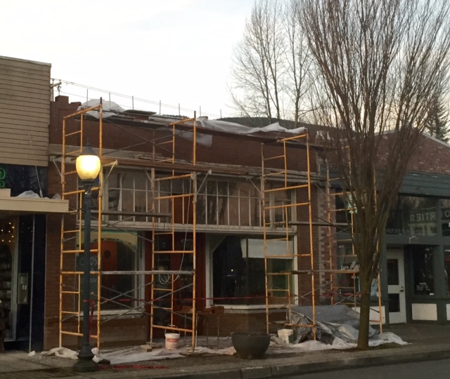 Brick replacement on exterior of new Georgia's Bakery