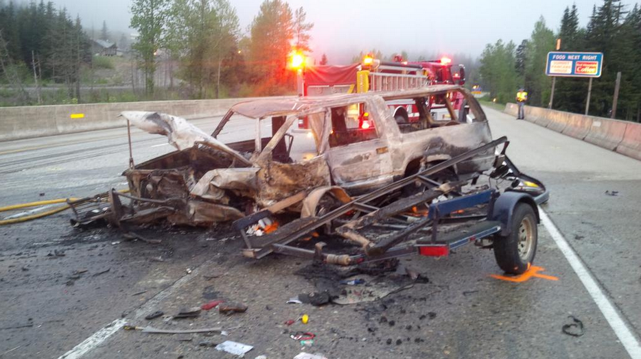 Late model GMC SUV struck by wrong way vehicle at Snoqualmie Pass, 5/17/15. Photo: WSP