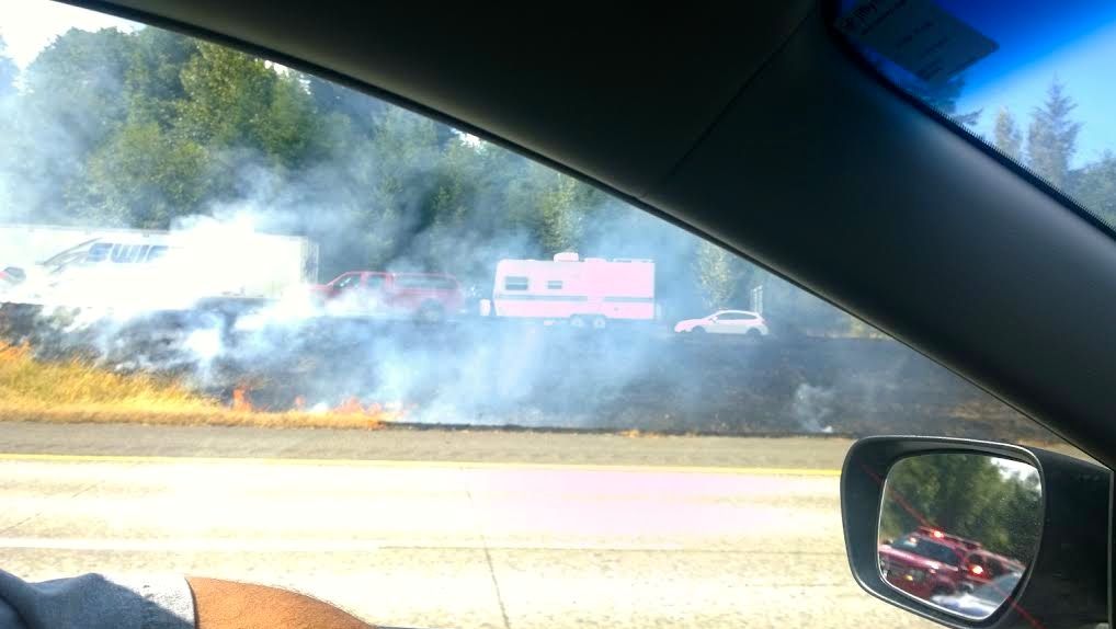 Charred I-90 median near I-90/SR18 interchange, 77/12/15. Photo: Rachel Harris