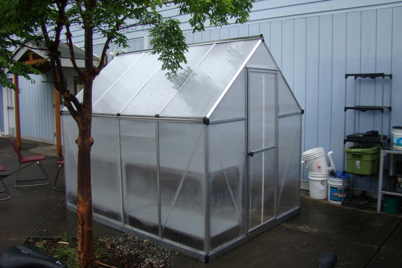 Two Rivers greenhouse. Photo: Donorschoose.org