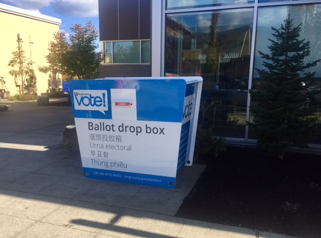 King County Election drop box that showed up outside the Snoqualmie Library the week of September 19th.